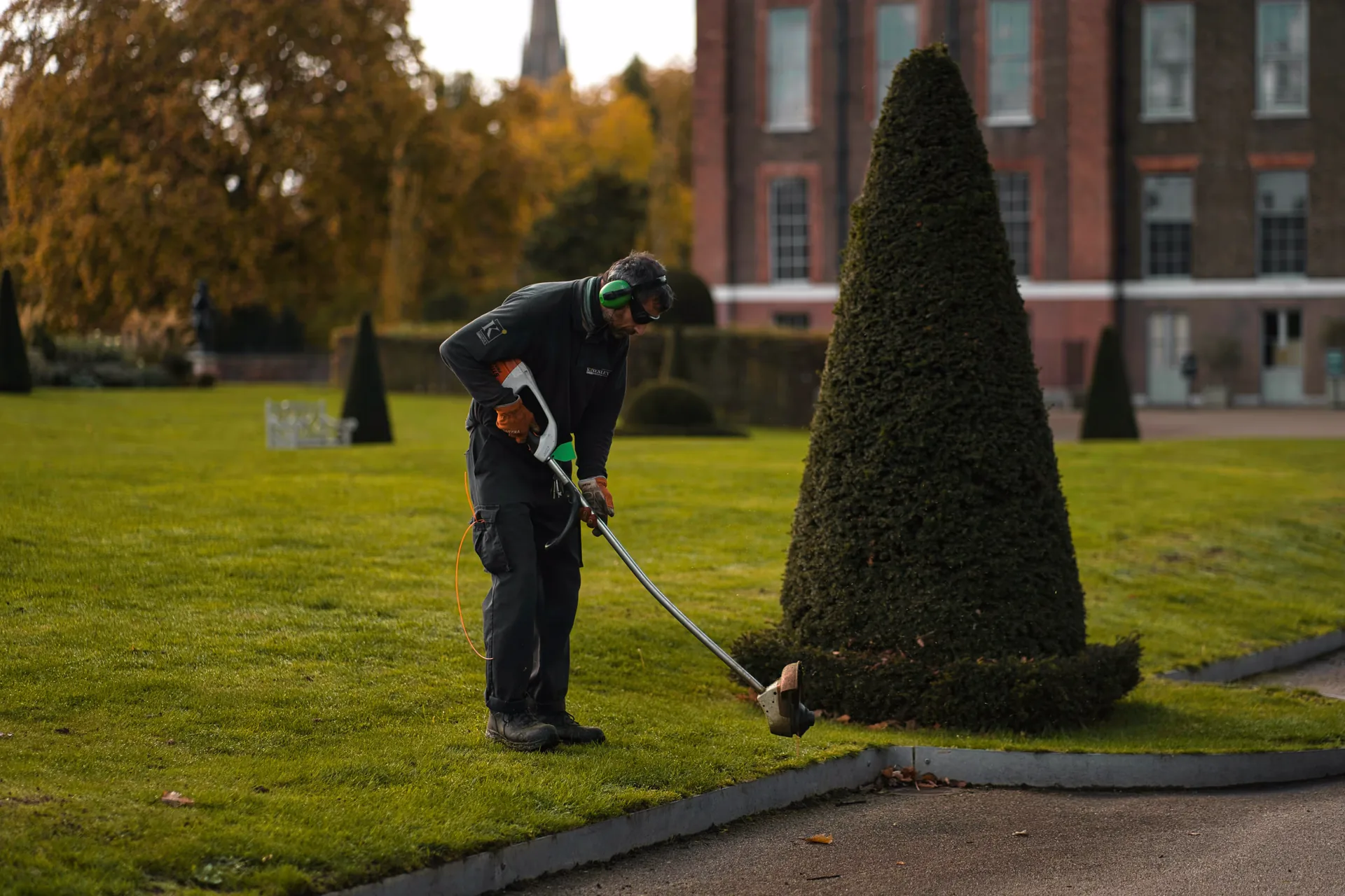 Grounds maintenance by Kingsley Build Group
